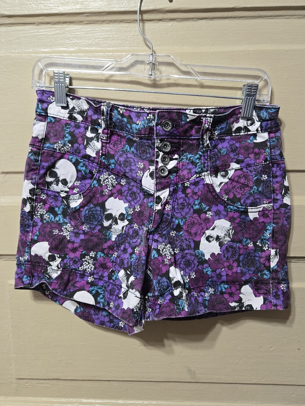 Lovesick Denim Skull Floral Purple White High Waist Short GUC Size: 5
